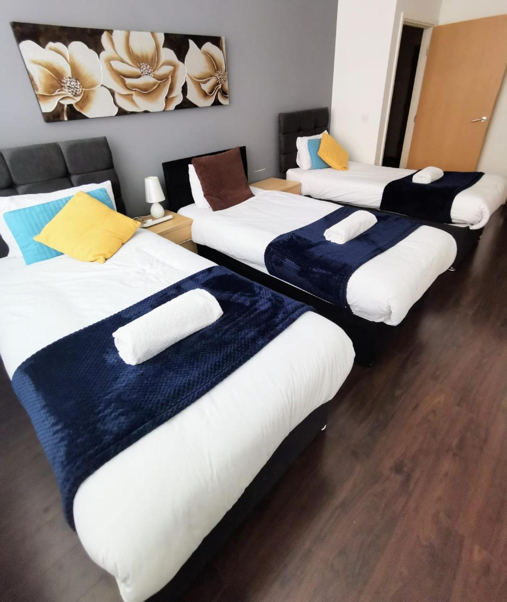 J Quarter - Sleeps 5 Long Term & Families Comfortably, 4 Beds, 2 Bathrooms Birmingham Buitenkant foto